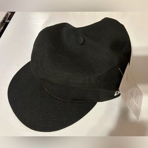 NWT new Era black flat top cap Sz 8 unisex